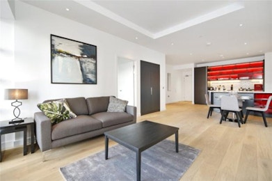 Brand new luxury apartment with over 600 sq ft of internal living space and just minutes from the tube in E14!